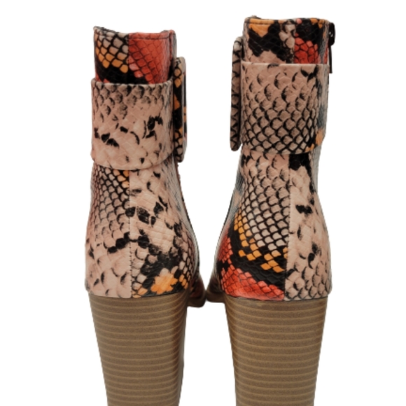 Pierre Dumas Cammy 3 Snakeskin Faux Leather Print Tan Orange Ankle Boot Sz 7.5 - Picture 5 of 12